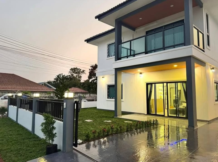 Park Rung Rueng Village Khao Talo 5BR Pool Villa (S066) – property for sale & rent in Pattaya