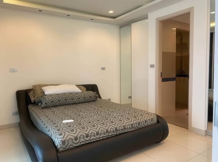 Wongamat Tower Wongamat 1BR Condo (S9135) – property for sale & rent in Pattaya