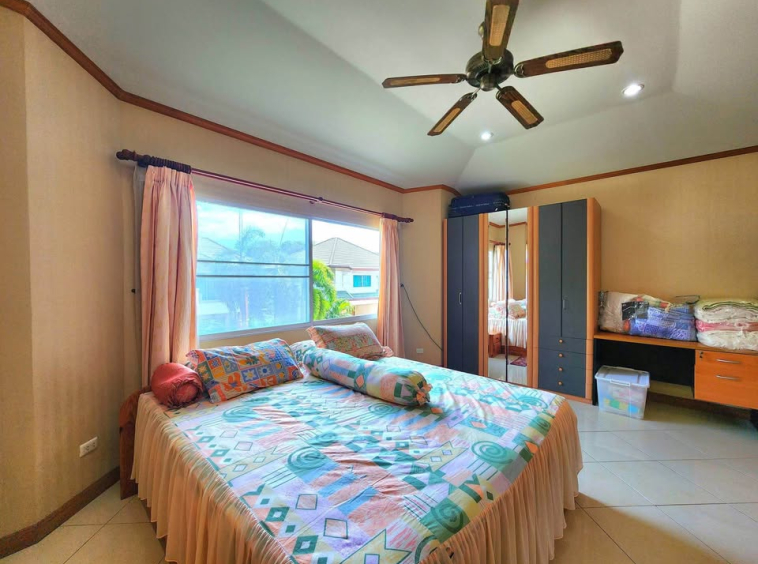 Green Field Villas 2 East Pattaya/Khao Noi 3BR House (S9103) – property for sale & rent in Pattaya