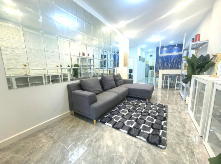 Raviporn Village Neurnplabwan 3BR Townhouse (S049) – property for sale & rent in Pattaya