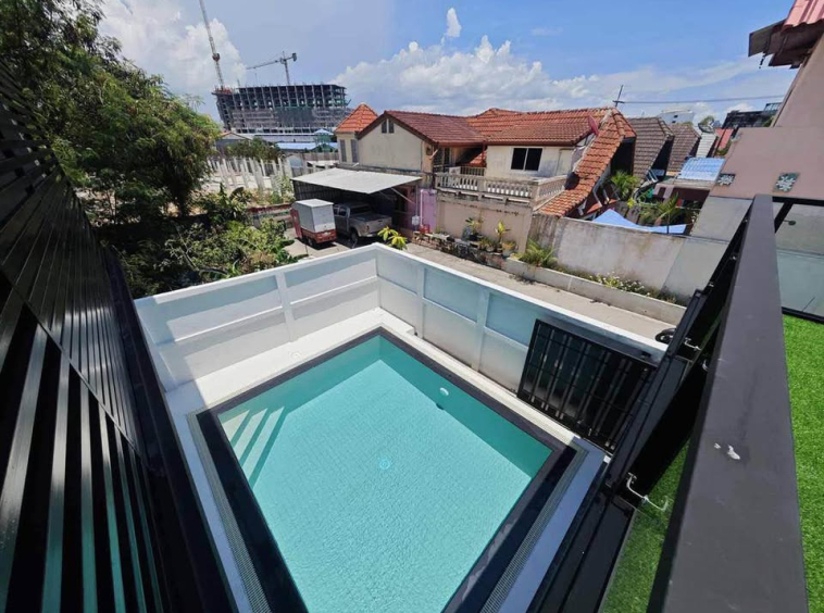 Thepprasit 6BR Pool Villa (S057) – property for sale & rent in Pattaya