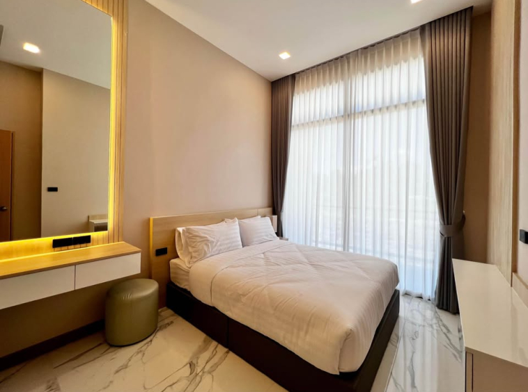 North Pattaya 4BR Townhouse (S9072) – property for sale & rent in Pattaya