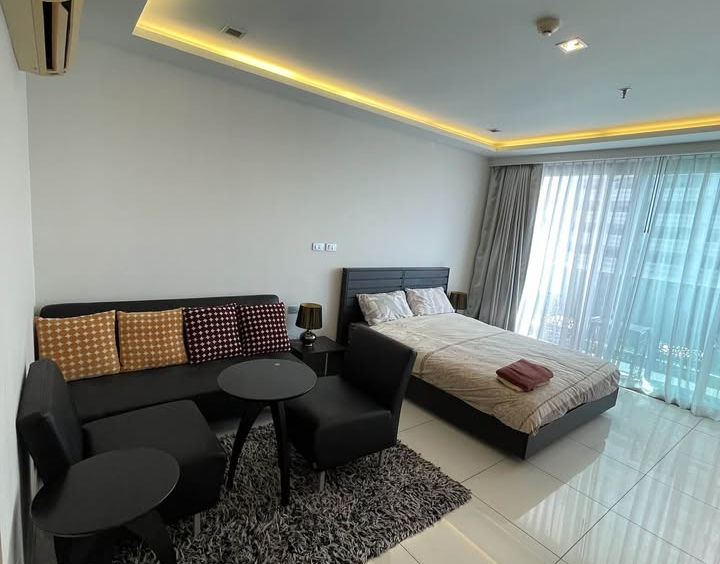Wongamat Tower Wongamat 1BR Condo (S9115) – property for sale & rent in Pattaya