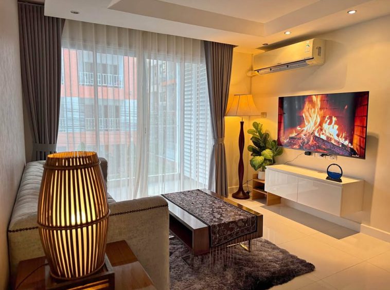 Sunset Boulevard 2 Pratumnak 1BR Condo (R9025) – property for sale & rent in Pattaya