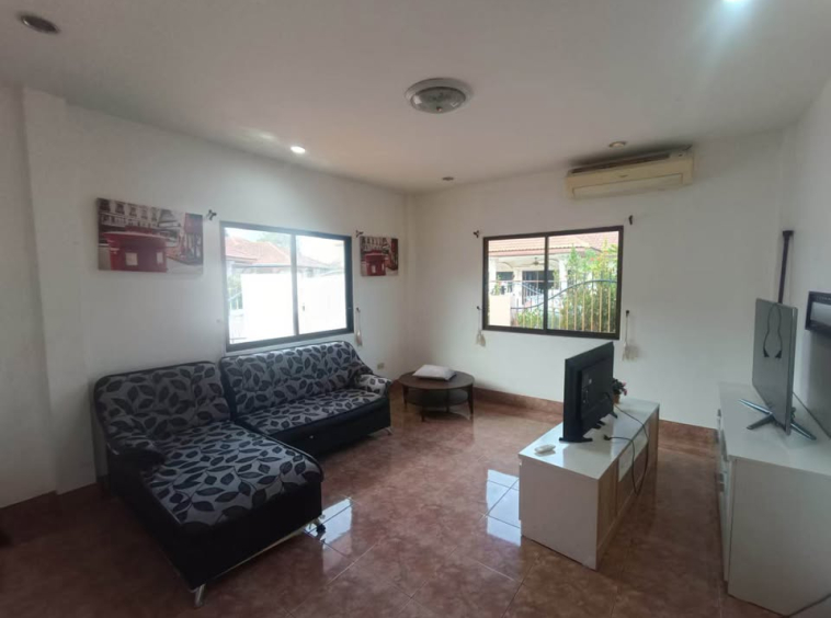 Eakmongkol Thepprasit 3BR House (S050) – property for sale & rent in Pattaya