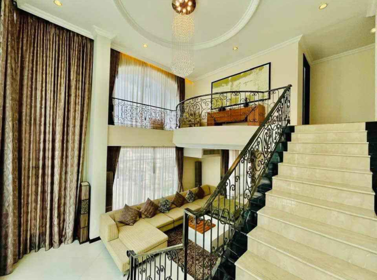 LK Regent Central Pattaya 3BR Condo (S9021) – property for sale & rent in Pattaya