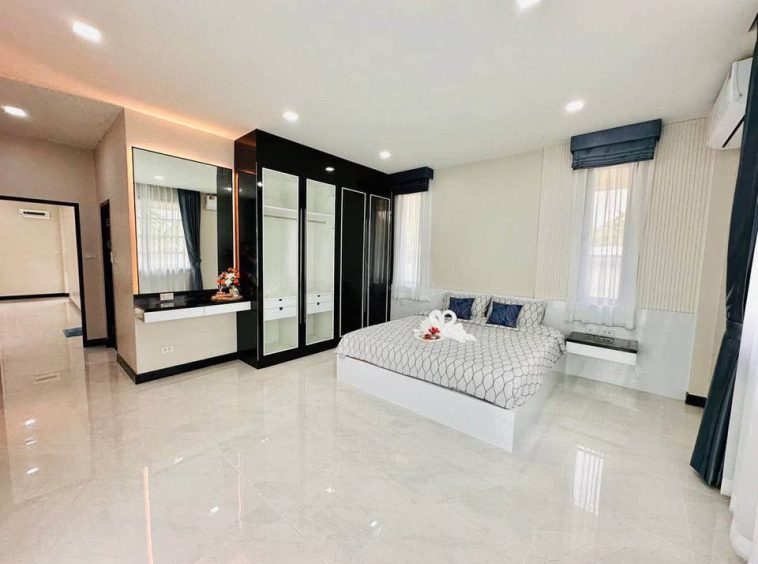 East Pattaya 4BR Pool Villa (R9054) – property for sale & rent in Pattaya
