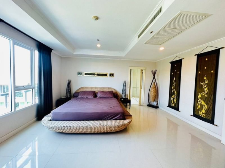 Pine Shore Condo Na Jomtien 1BR Condo (S9154) – property for sale & rent in Pattaya