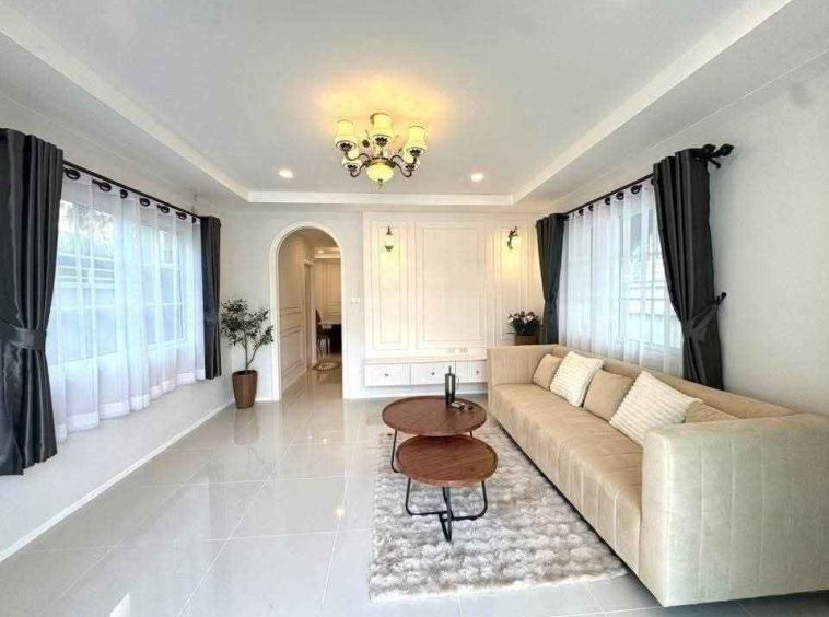 North Pattaya 4BR House (S9225) – property for sale & rent in Pattaya