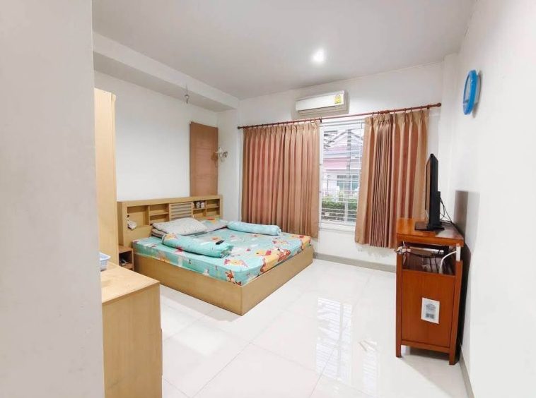 East Pattaya/Nong Pla Lai 3BR House (S9267) – property for sale & rent in Pattaya