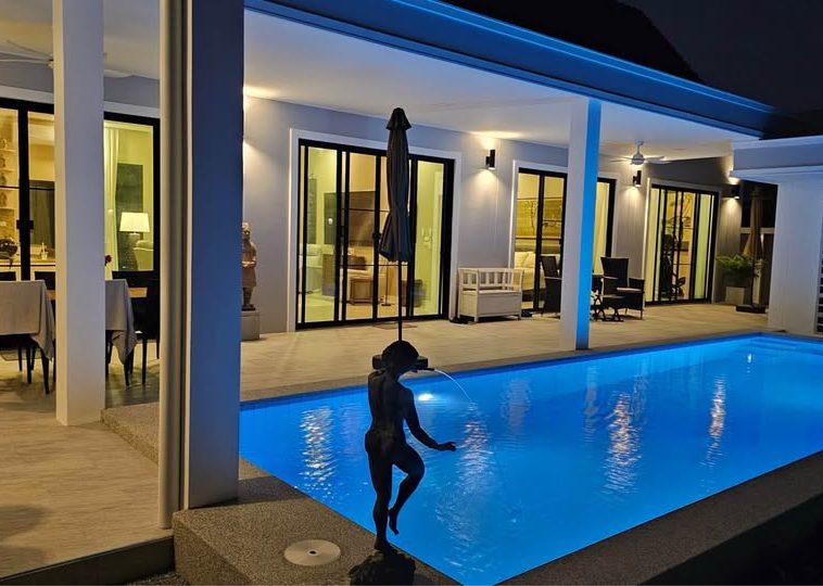 Parkside Pool Villa East Pattaya/Nongprue Soi 6 4BR Pool Villa (S9232) – property for sale & rent in Pattaya