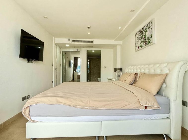 Centara Avenue Residence Central Pattaya 1BR Condo (S9318) – property for sale & rent in Pattaya
