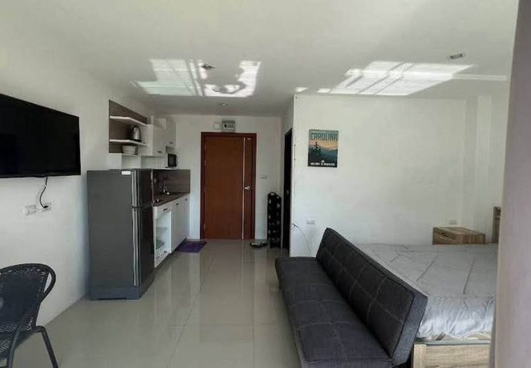 Trio Gems Thappraya Road 1BR Condo (S9372) – property for sale & rent in Pattaya