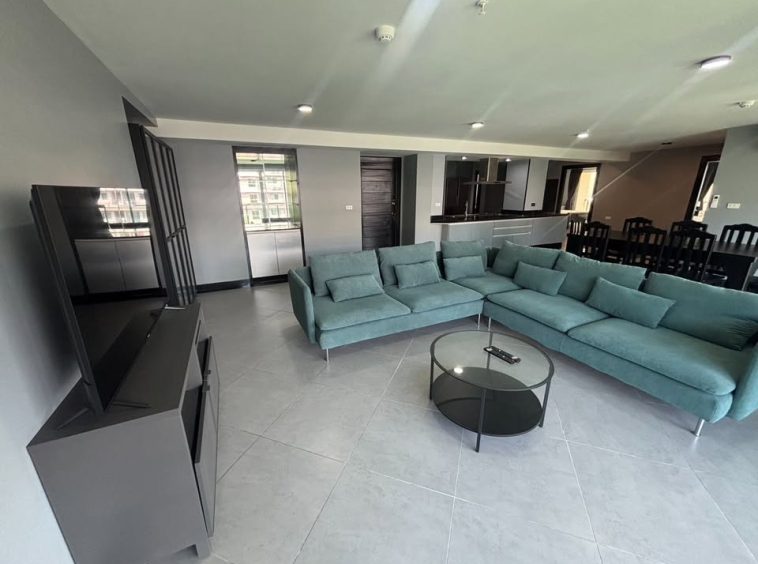 Hyde Park Residence 1 Thappraya Road Soi 4 3BR Condo (S9366) – property for sale & rent in Pattaya