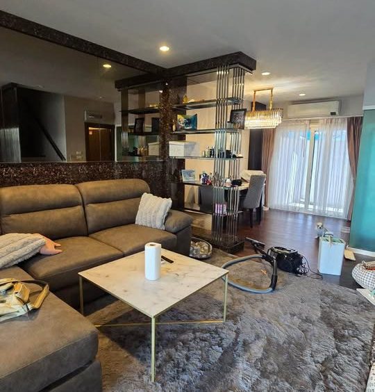 East Pattaya/Nong Mai Kaen 3BR Townhouse (S9297) – property for sale & rent in Pattaya
