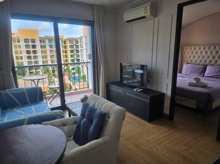 Venetian Na Jomtien 1BR Condo (R9371) – property for sale & rent in Pattaya
