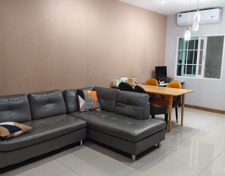Golden Town East Pattaya/Khao Talo 4BR Townhouse (R9331) – property for sale & rent in Pattaya