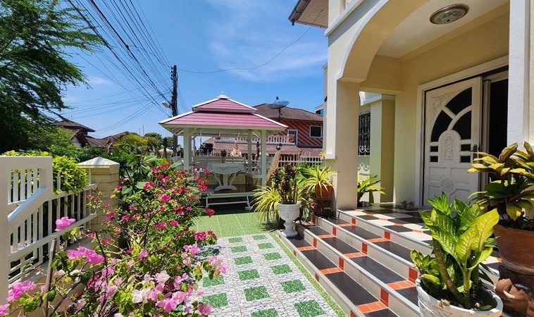 East Pattaya/Nern Plub Wan 3BR House (S9382) – property for sale & rent in Pattaya