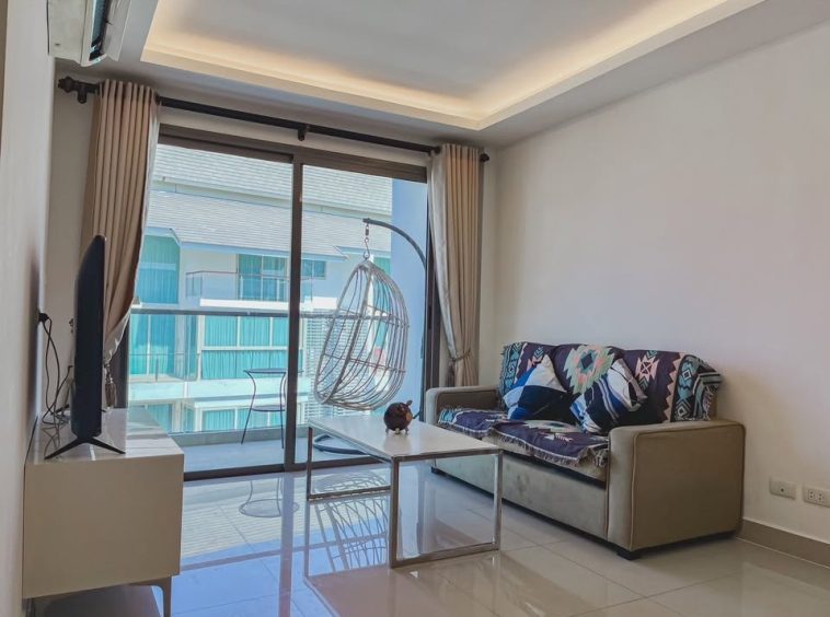 Club Royal Condominium Naklua 2BR Condo (R9356) – property for sale & rent in Pattaya
