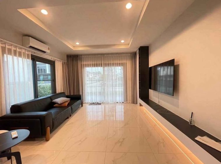 Supalai Park Ville East Pattaya/Toongklom Talman 4BR House (R9382) – property for sale & rent in Pattaya