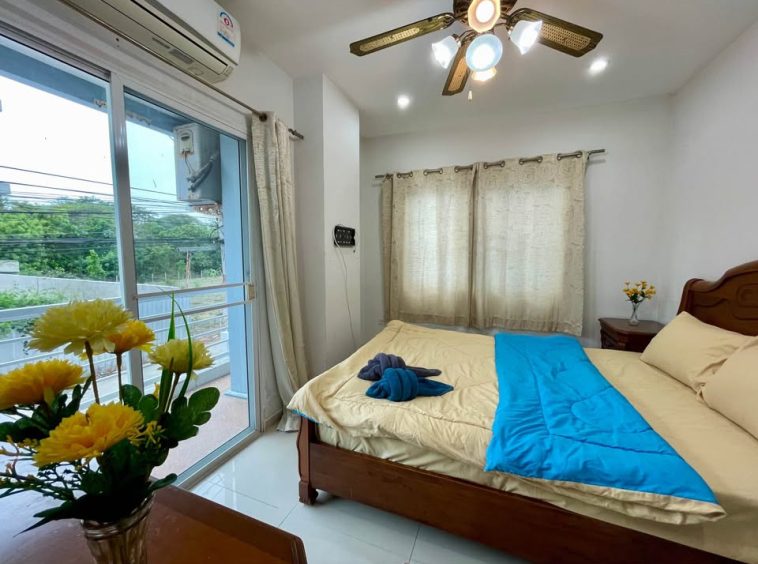 Beach Mountain 2 Jomtien 2BR Condo (R9187) – property for sale & rent in Pattaya