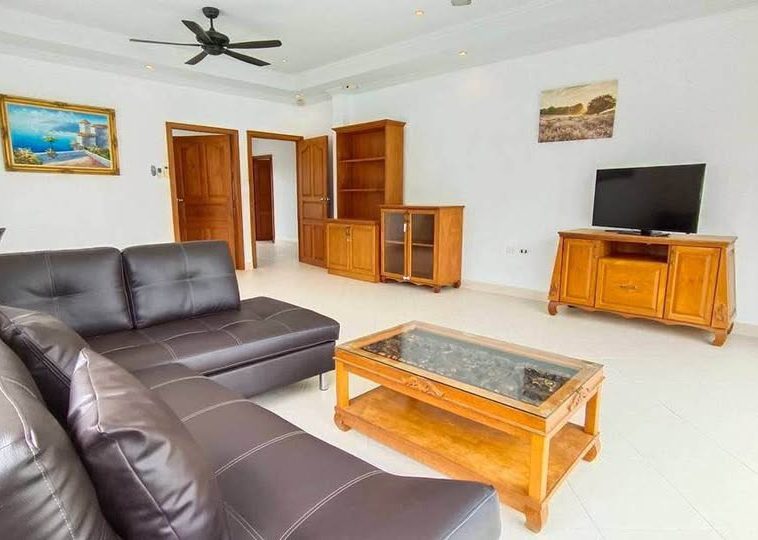 Jomtien 3BR Pool Villa (R9246) – property for sale & rent in Pattaya