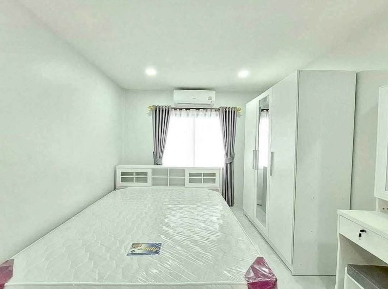 Central Pattaya/Paniad Chang 8 2BR Townhouse (S9428) – property for sale & rent in Pattaya