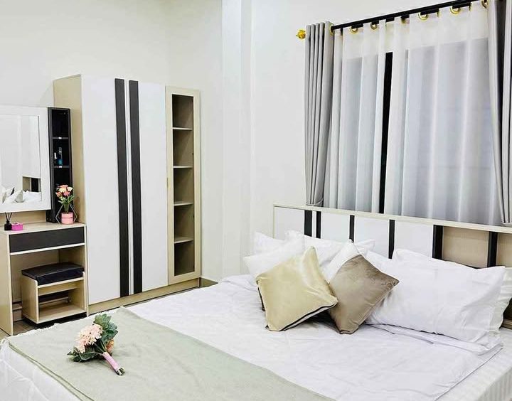 Rattanakorn Village East Pattaya/Nong Pla Lai 2 3BR House (S9406) – property for sale & rent in Pattaya