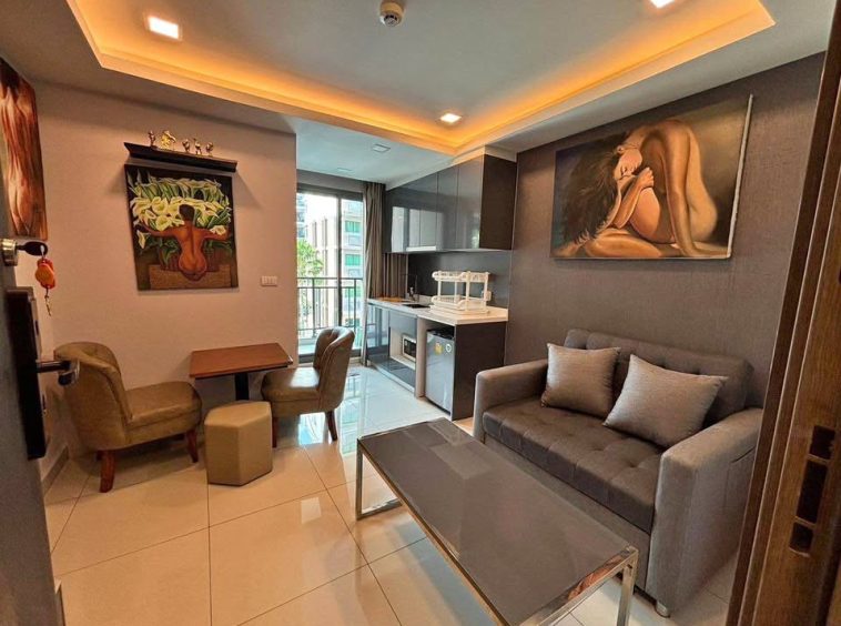 Arcadia Beach Continental South Pattaya 1BR Condo (S9424) – property for sale & rent in Pattaya