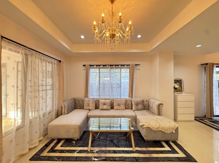Ngam Charoen Village 4 East Pattaya/Soi Siam Country Club 3BR Townhouse (S9440) – property for sale & rent in Pattaya
