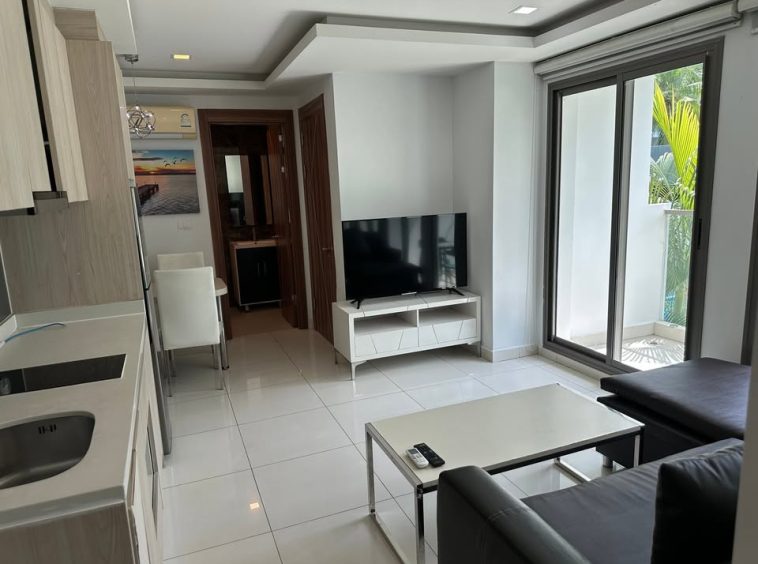 Arcadia Beach Resort South Pattaya 2BR Condo (R9290) – property for sale & rent in Pattaya