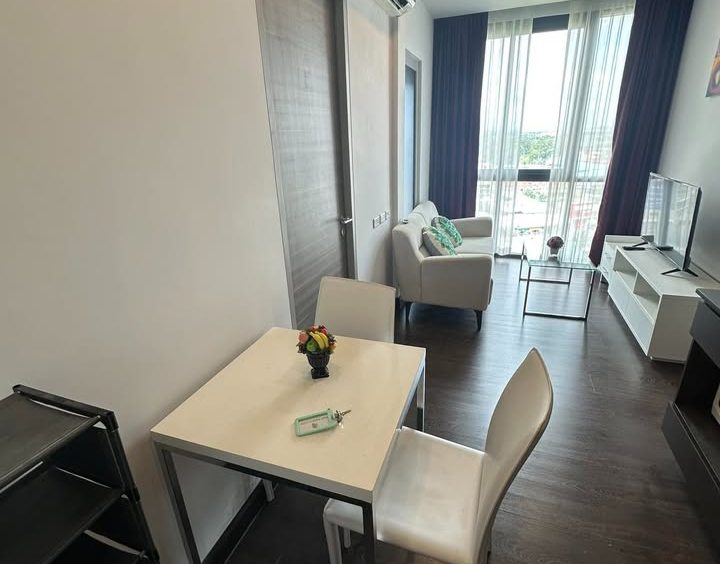 Pattaya Posh North Pattaya 1BR Condo (R9275) – property for sale & rent in Pattaya