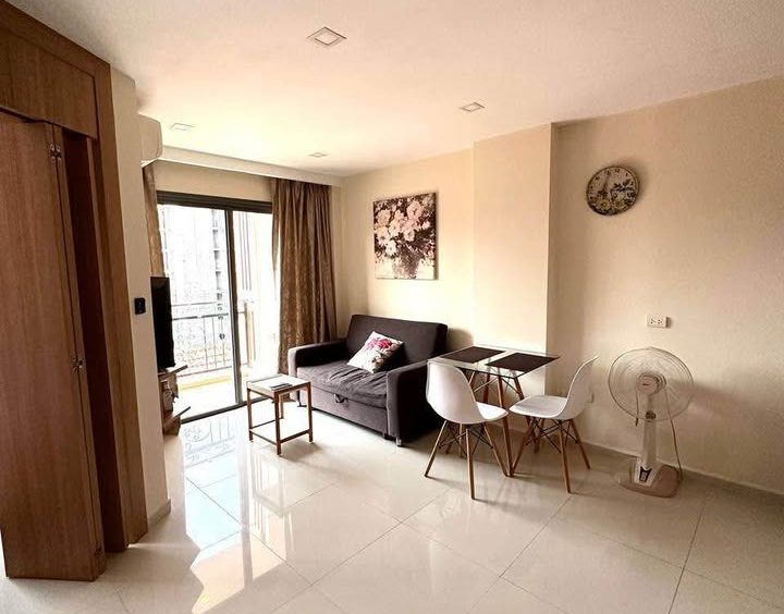 City Garden Pratumnak Pratumnak 1BR Condo (R9296) – property for sale & rent in Pattaya