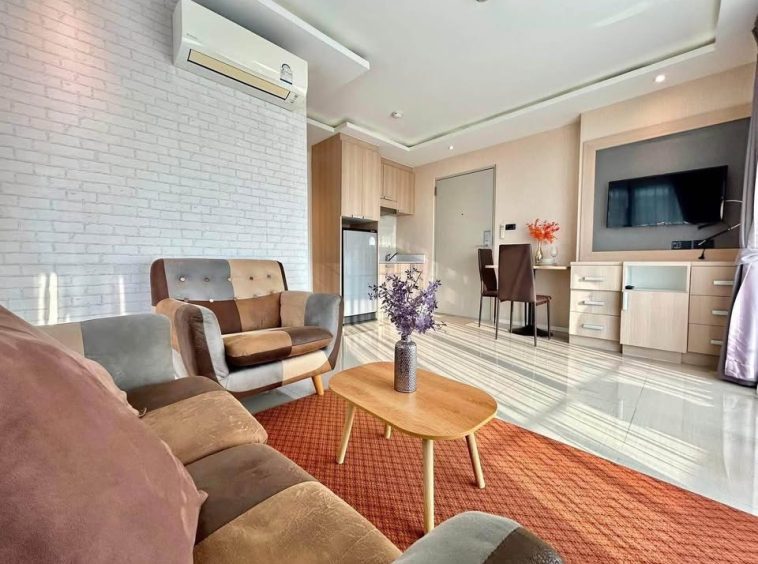 Estanan Condo 1 Pratumnak 1BR Condo (R9237) – property for sale & rent in Pattaya