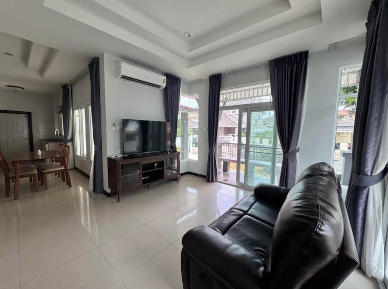 East Pattaya/Toongklom Talman 3BR House (R9264) – property for sale & rent in Pattaya