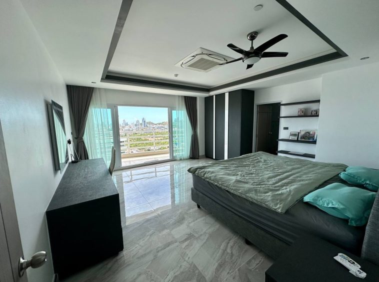 View Talay 7 Jomtien 3BR (S10282) – property for sale & rent in Pattaya