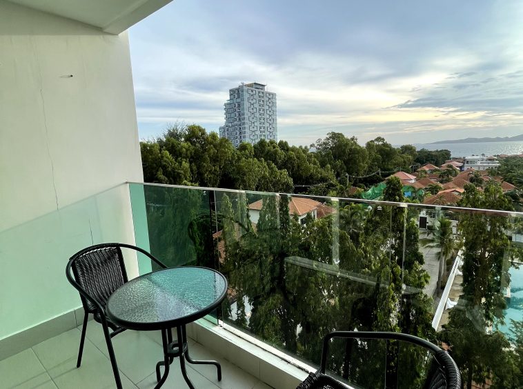 Sunset Boulevard Residence 2 Pratumnak 2BR (S9882) – property for sale & rent in Pattaya