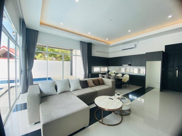 Bann Piam Mongkon 3 Huay Yai 4BR House (S10404) – property for sale & rent in Pattaya