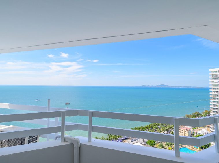 Jomtien Plaza Condotel Pattaya (SW1019) – property for sale & rent in Pattaya